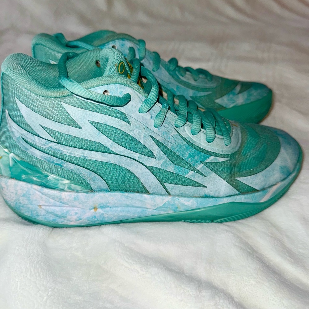 Puma Teal and Light Teal Athletic Sneakers - Picture 2 of 10